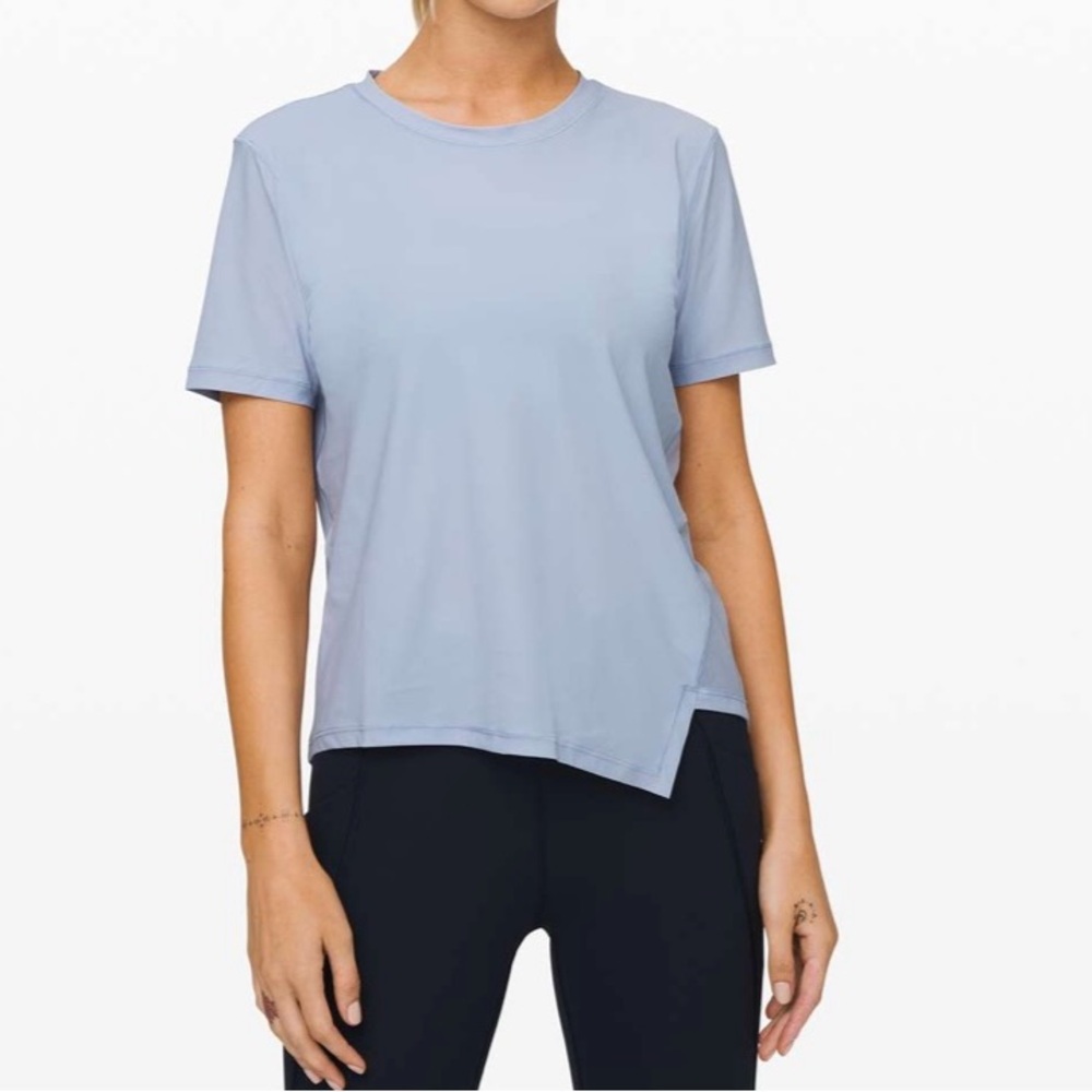 Lululemon Women's Top Sz 8 Short Sleeve Angle Your Strength Workout Ice Cap Blue